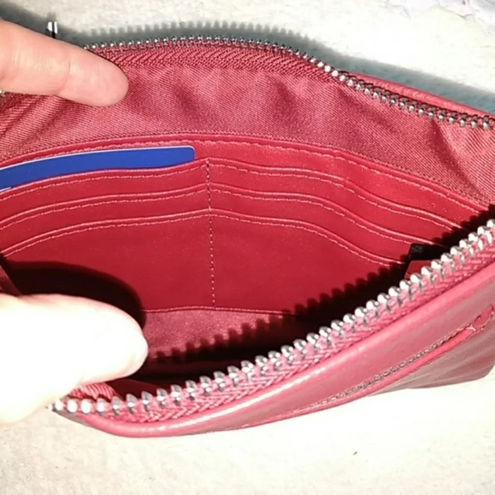 Apt. 9 women wallet